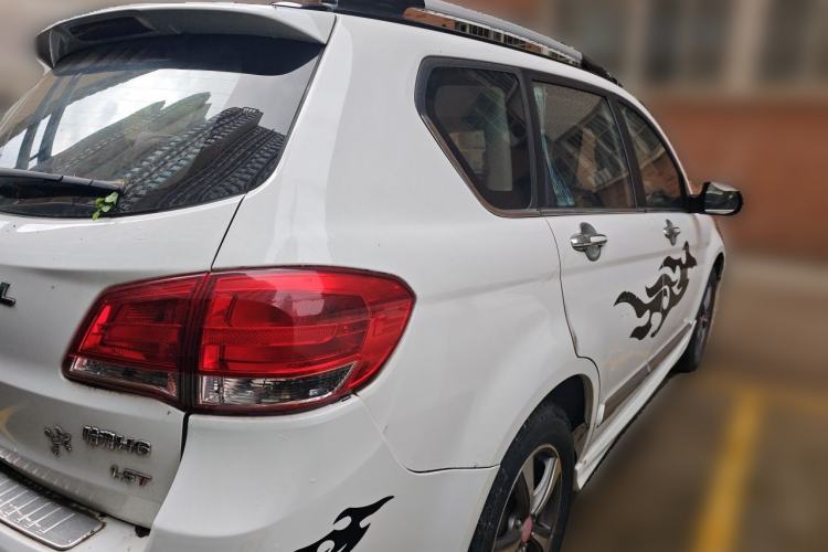 Used Haval H6 2013 Upgraded Model 1.5T Manual Two-Wheel Drive Elite Version Rear Right 45 Deg