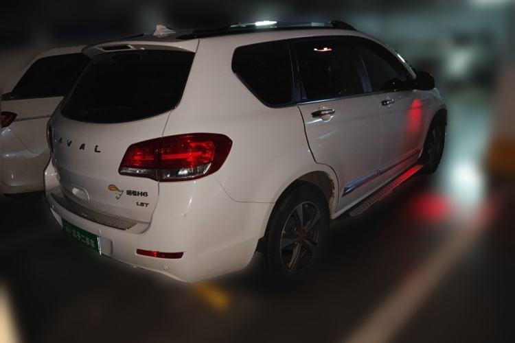Used Haval H6 2013 Upgraded Model 1.5T Manual Two-Wheel Drive Elite Version Rear Right 45 Deg