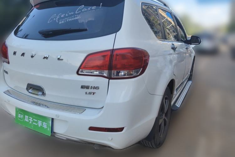 Used Haval H6 2013 Upgraded Model 1.5T Manual Two-Wheel Drive Elite Version Rear Right 45 Deg