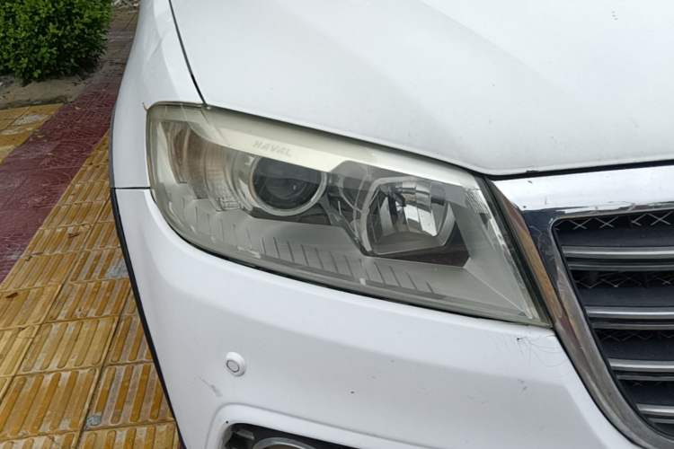 Used Haval H6 2013 Sports Edition 1.5T Manual Two-Wheel Drive Elite Model Right Front Headlight
