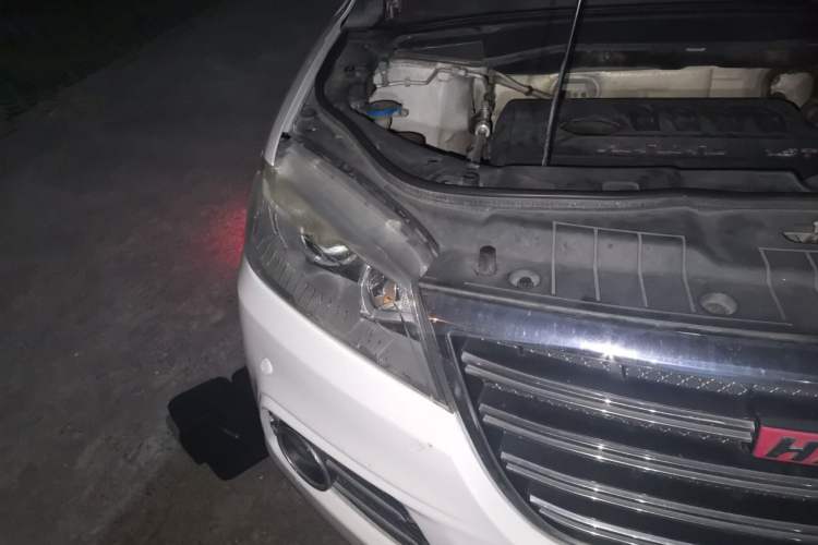 Used Haval H6 2013 Sports Edition 1.5T Manual Two-Wheel Drive Elite Model Right Front Headlight