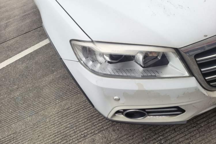 Used Haval H6 2013 Sports Edition 1.5T Manual Two-Wheel Drive Elite Model Right Front Headlight
