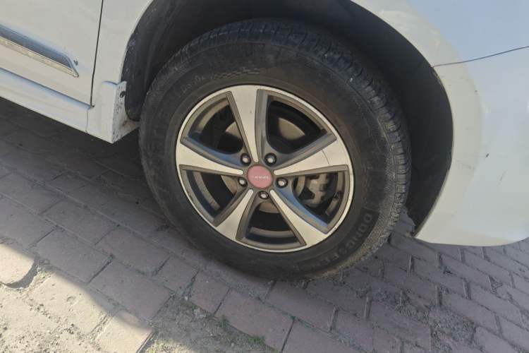 Used Haval H6 2013 Upgraded Model 1.5T Manual 4x4 Elite Version Right Front Wheel Hub