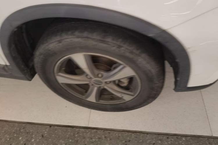 Used Haval H6 2013 Sports Edition 1.5T Manual Two-Wheel Drive Elite Model Right Front Wheel Hub