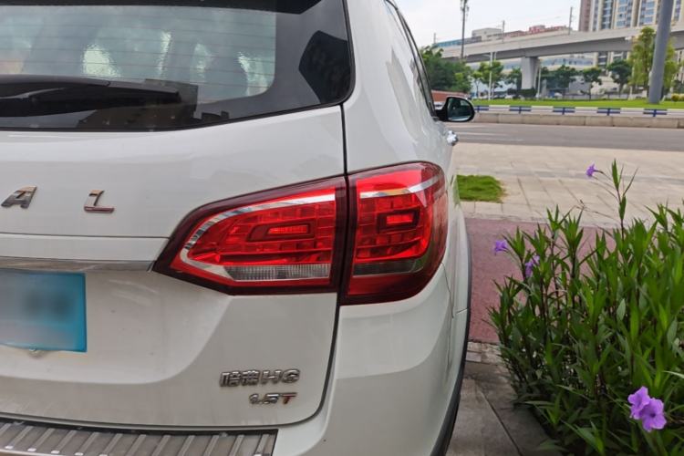 Used Haval H6 2013 Sports Edition 1.5T Manual Two-Wheel Drive Elite Model Right Rear Taillight