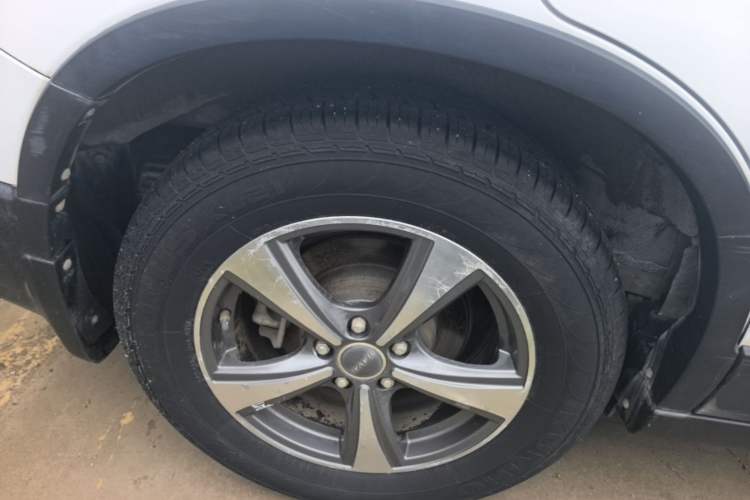 Used Haval H6 2013 Sports Edition 1.5T Manual Two-Wheel Drive Elite Model Right Rear Wheel Hub