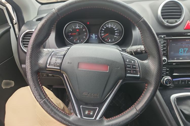 Used Haval H6 2013 Upgraded Model 1.5T Manual Two-Wheel Drive Elite Version Steering Wheel