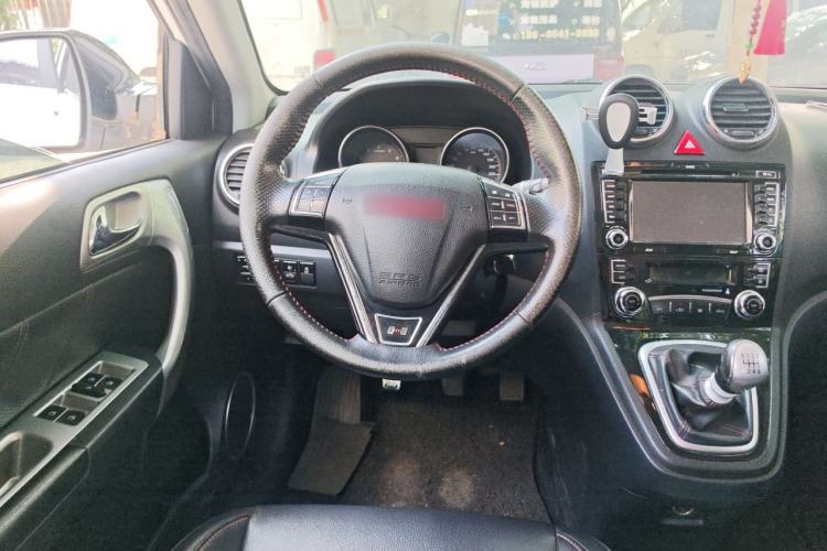 Used Haval H6 2013 Upgraded Model 1.5T Manual Two-Wheel Drive Elite Version Steering Wheel