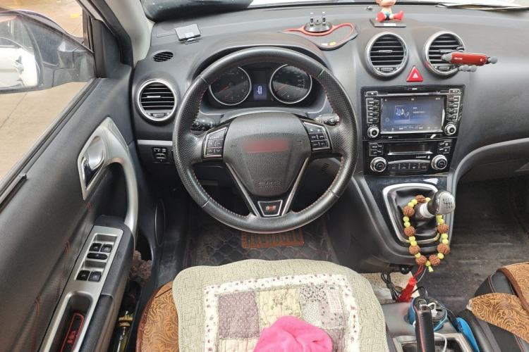 Used Haval H6 2013 Upgraded Model 1.5T Manual Two-Wheel Drive Elite Version Steering Wheel