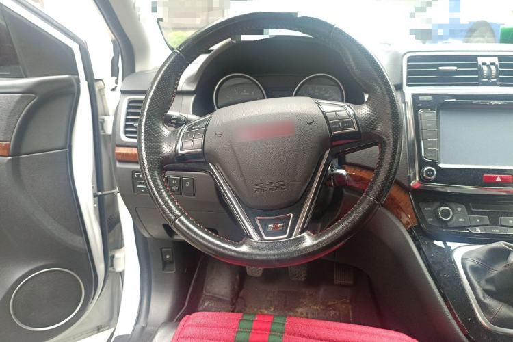 Used Haval H6 2013 Sports Edition 1.5T Manual Two-Wheel Drive Elite Model Steering Wheel