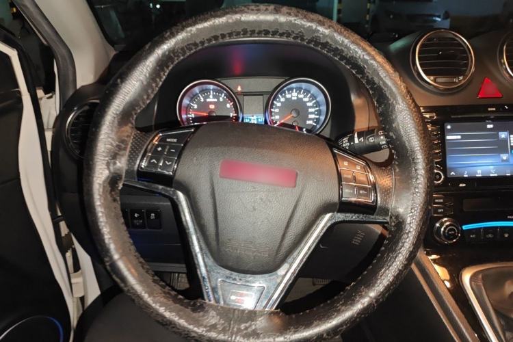Used Haval H6 2013 Upgraded Model 1.5T Manual Two-Wheel Drive Elite Version Steering Wheel