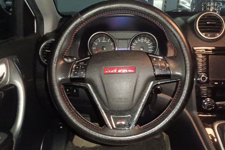 Used Haval H6 2013 Upgraded Model 1.5T Manual Two-Wheel Drive Elite Version Steering Wheel