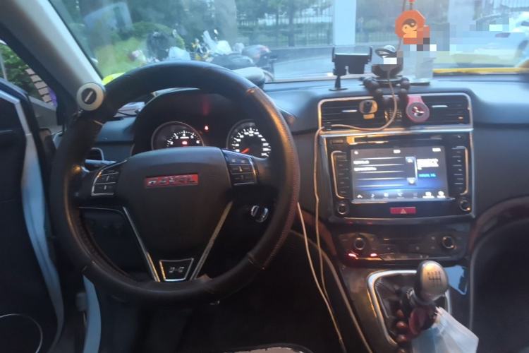 Used Haval H6 2013 Sports Edition 1.5T Manual Two-Wheel Drive Elite Model Steering Wheel