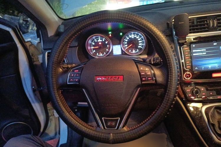 Used Haval H6 2013 Sport Edition 1.5T Manual 4x4 Prestige Model Steering Wheel