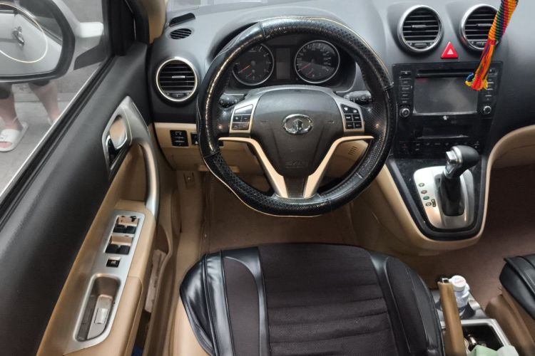 Used Haval H6 2013 Upgraded Model 2.4L Automatic Two-Wheel Drive Elite Version Steering Wheel