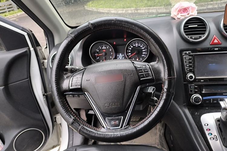 Used Haval H6 2013 Upgraded Model 2.4L Automatic Two-Wheel Drive Elite Version Steering Wheel