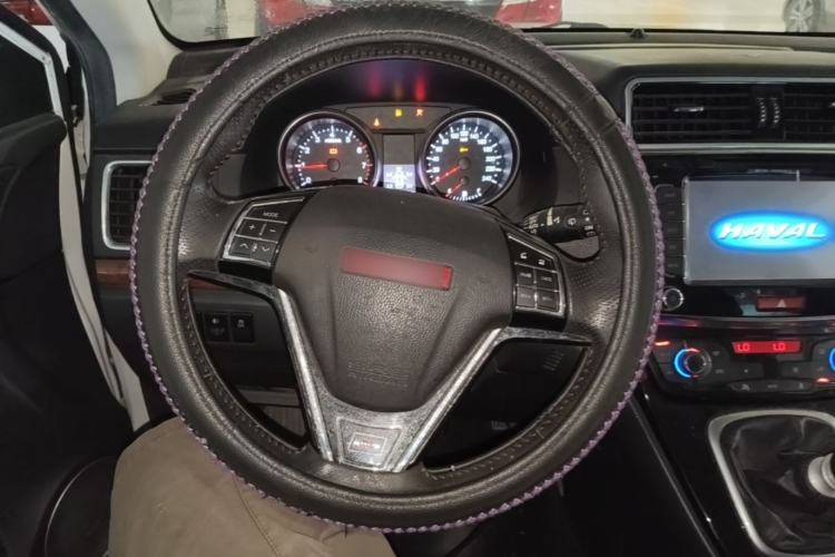 Used Haval H6 2013 Sports Edition 1.5T Manual Two-Wheel Drive Elite Model Steering Wheel