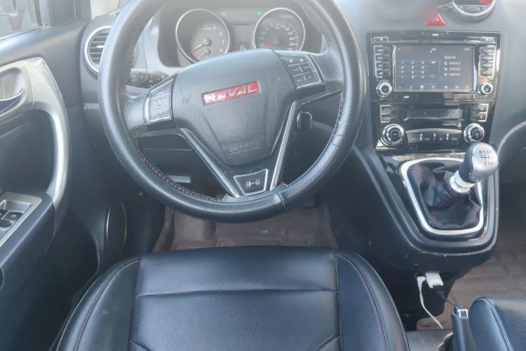Used Haval H6 2013 Upgraded Model 1.5T Manual Two-Wheel Drive Elite Version Steering Wheel