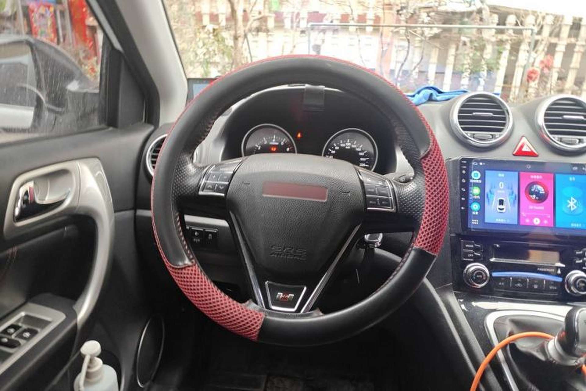 Used Haval H6 2013 Upgraded Model 1.5T Manual Two-Wheel Drive Elite Version Steering Wheel