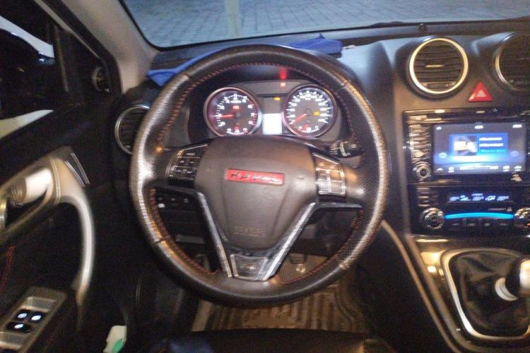 Used Haval H6 2013 Upgraded Model 1.5T Manual Two-Wheel Drive Elite Version Steering Wheel