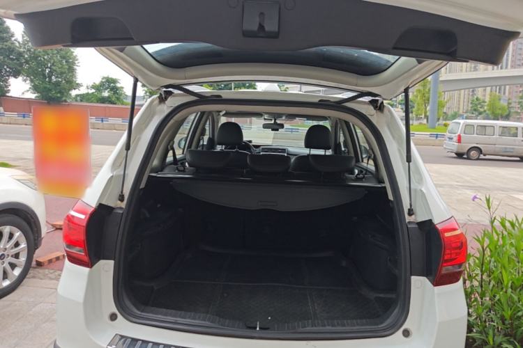 Used Haval H6 2013 Sports Edition 1.5T Manual Two-Wheel Drive Elite Model Trunk