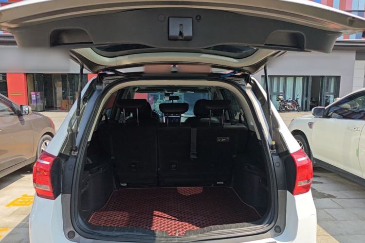 Used Haval H6 2013 Sports Edition 1.5T Manual Two-Wheel Drive Elite Model Trunk