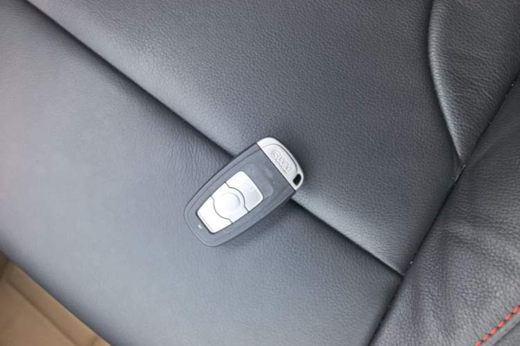 Used Haval H6 2013 Sports Edition 1.5T Manual Two-Wheel Drive Elite Model Vehicle Key