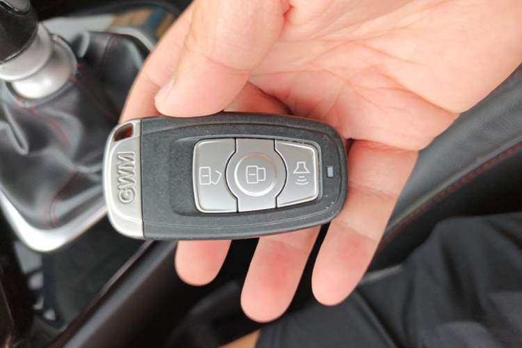 Used Haval H6 2013 Sports Edition 1.5T Manual Two-Wheel Drive Elite Model Vehicle Key