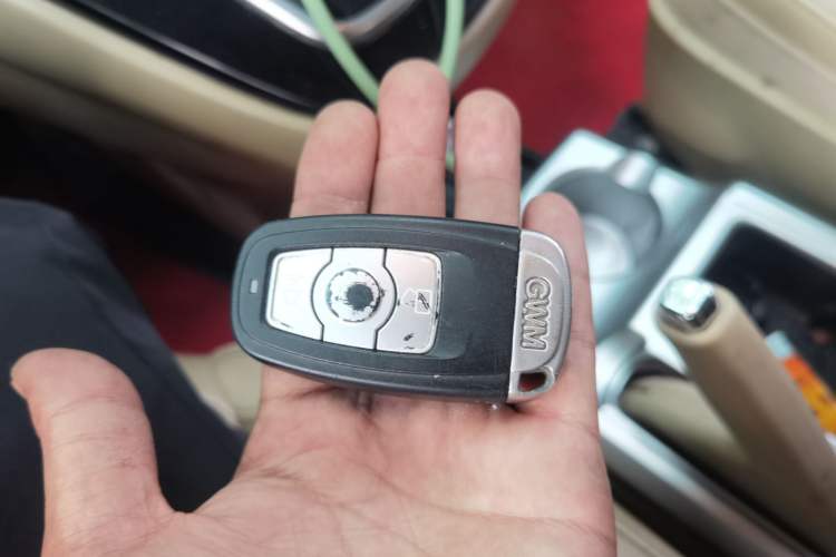 Used Haval H6 2013 Upgraded Model 1.5T Manual Two-Wheel Drive Prestige Version Vehicle Key