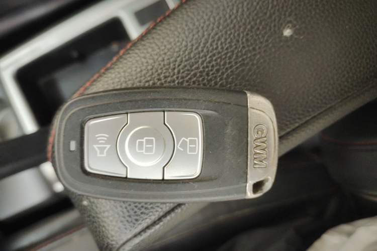 Used Haval H6 2013 Upgraded Model 1.5T Manual Two-Wheel Drive Elite Version Vehicle Key