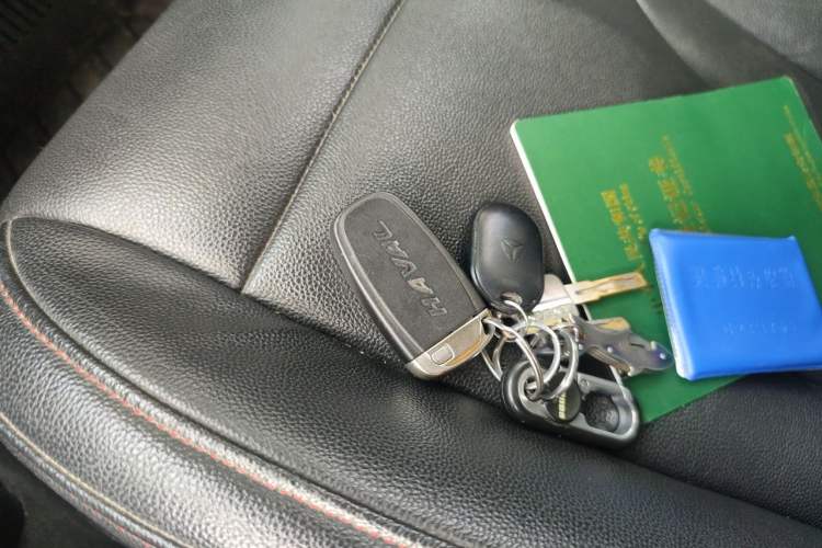 Used Haval H6 2013 Upgraded Model 1.5T Manual Two-Wheel Drive Urban Version Vehicle Key