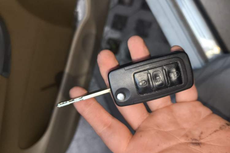 Used Haval H6 2013 Upgraded Model 2.4L Automatic Two-Wheel Drive Elite Version Vehicle Key