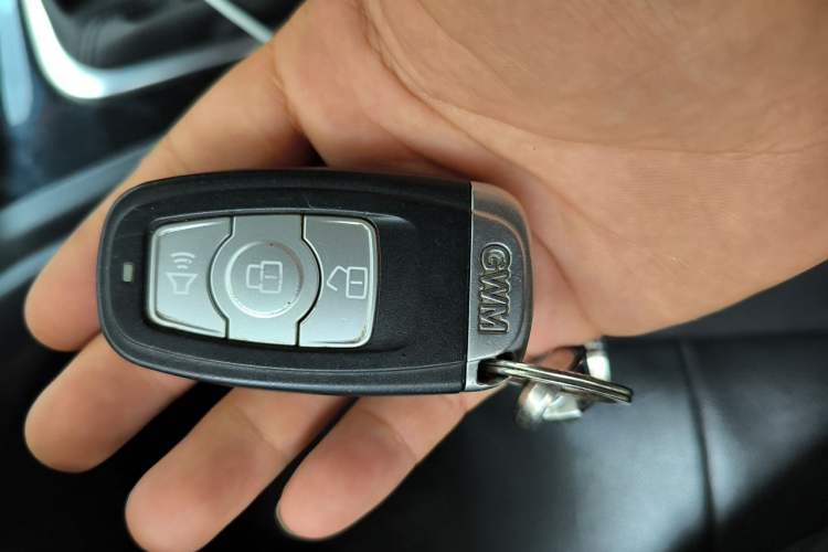 Used Haval H6 2013 Upgraded Model 1.5T Manual Two-Wheel Drive Elite Version Vehicle Key
