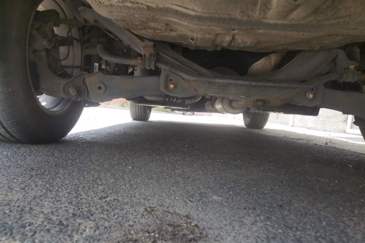 Used Haval H6 2013 Sports Edition 1.5T Manual Two-Wheel Drive Elite Model Chassis Rear