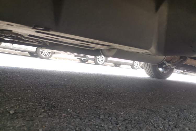 Used Haval H6 2013 Sports Edition 1.5T Manual Two-Wheel Drive Elite Model Chassis Rear Right