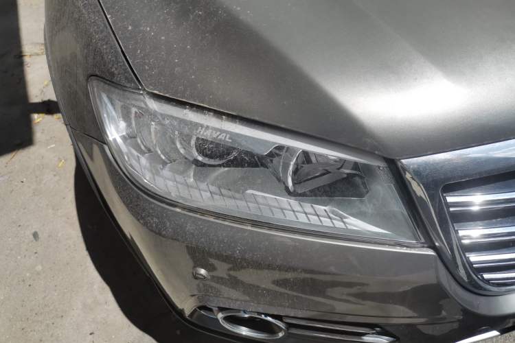 Used Haval H6 2013 Sports Edition 1.5T Manual Two-Wheel Drive Elite Model Right Front Headlight