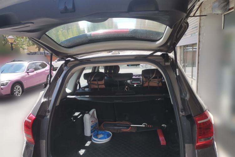 Used Haval H6 2013 Sports Edition 1.5T Manual Two-Wheel Drive Elite Model Trunk