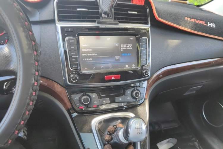 Used Haval H6 2014 Sport Version 1.5T Manual Two-Wheel Drive Elite Edition Audio And AC Panel