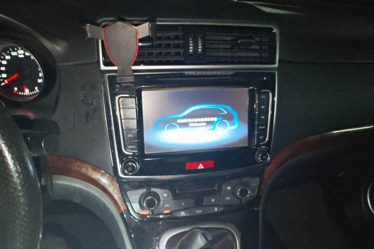 Used Haval H6 2014 Sport Version 1.5T Manual Two-Wheel Drive Elite Edition Audio And AC Panel