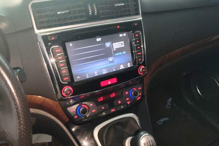 Used Haval H6 2014 Sport Version 1.5T Manual Two-Wheel Drive Elite Edition Audio And AC Panel