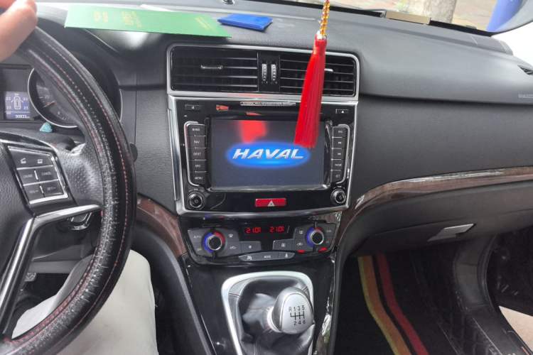Used Haval H6 2014 Sport Version 1.5T Manual Two-Wheel Drive Elite Edition Audio And AC Panel