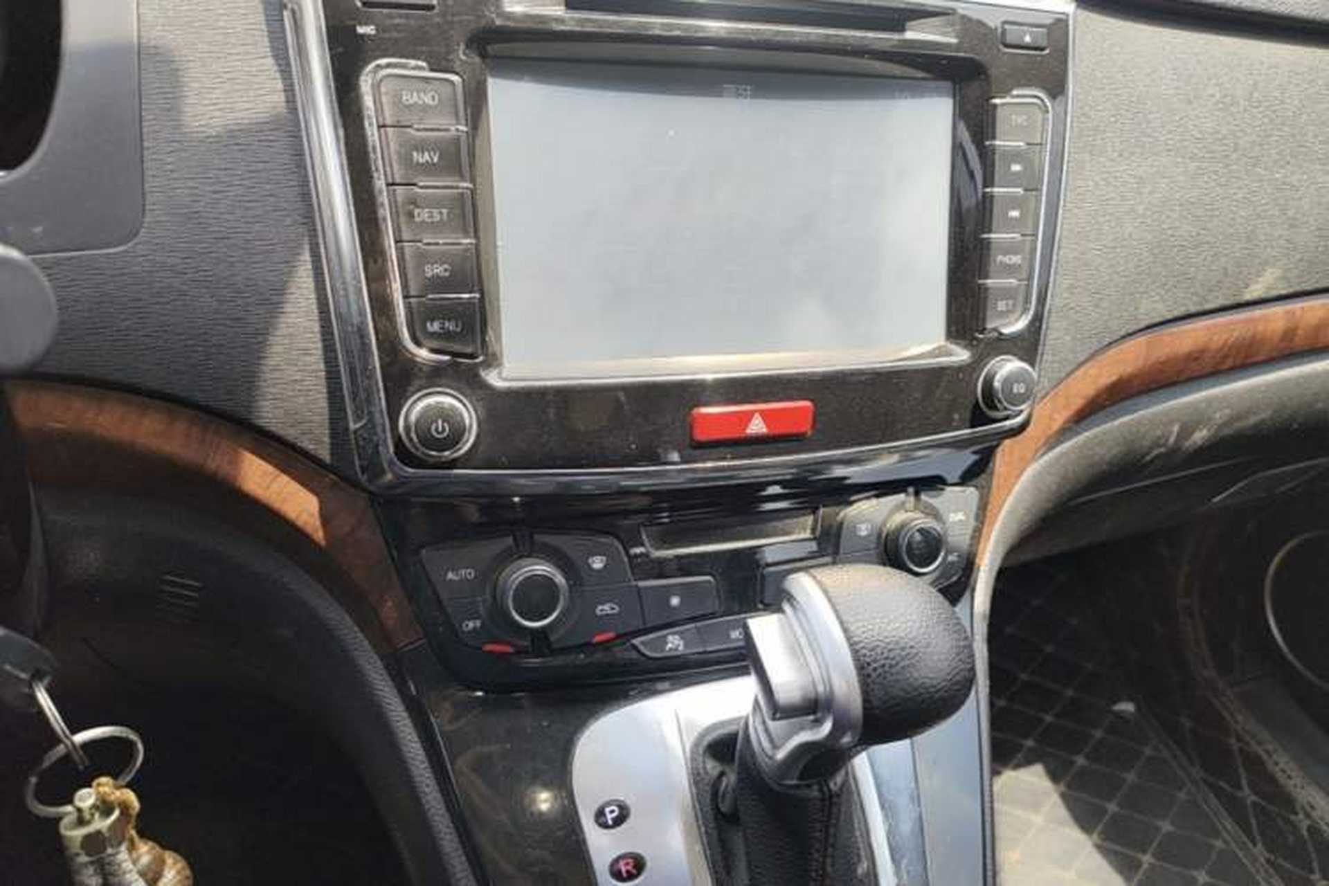 Used Haval H6 2014 Sport Edition 2.4L Automatic Elite Model Audio And AC Panel