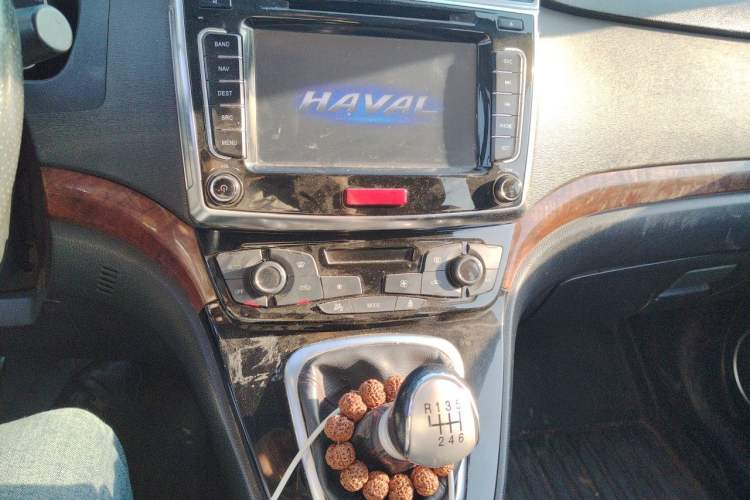 Used Haval H6 2014 Sport Version 1.5T Manual Two-Wheel Drive Elite Edition Audio And AC Panel