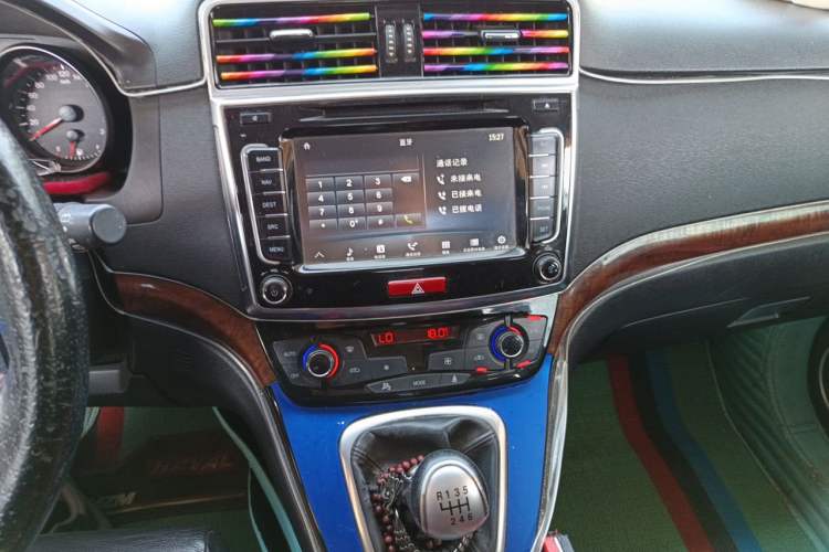 Used Haval H6 2014 Sport Version 1.5T Manual Two-Wheel Drive Elite Edition Audio And AC Panel