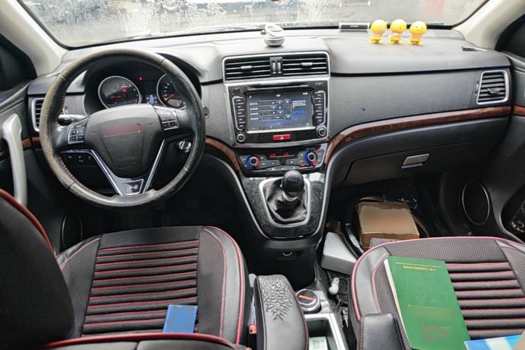 Used Haval H6 2014 Sport Version 1.5T Manual Two-Wheel Drive Elite Edition Center Console