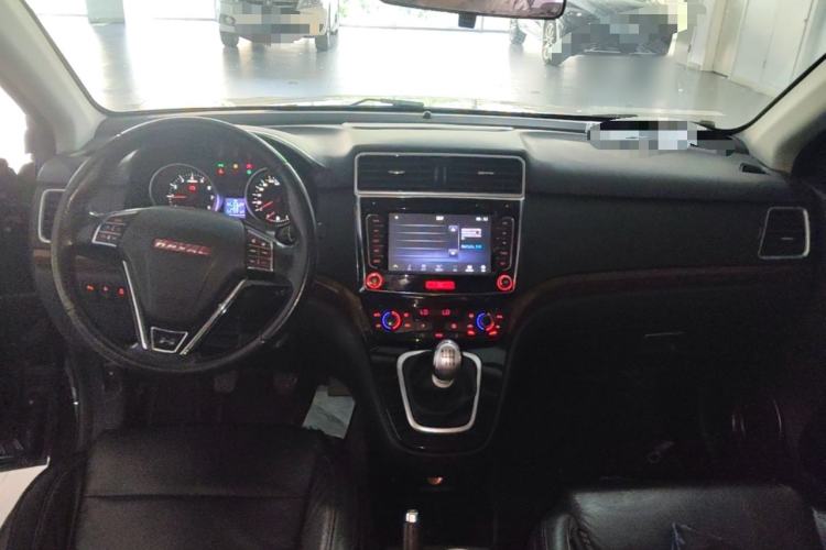 Used Haval H6 2014 Sport Version 1.5T Manual Two-Wheel Drive Elite Edition Center Console