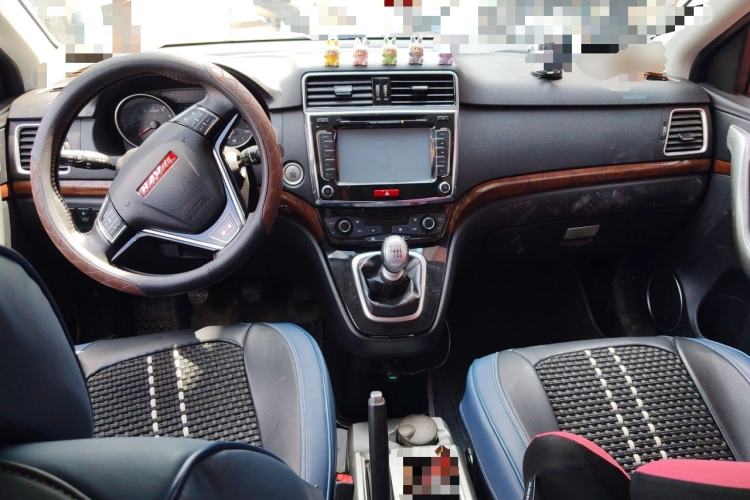 Used Haval H6 2014 Sport Version 1.5T Manual Two-Wheel Drive Elite Edition Center Console