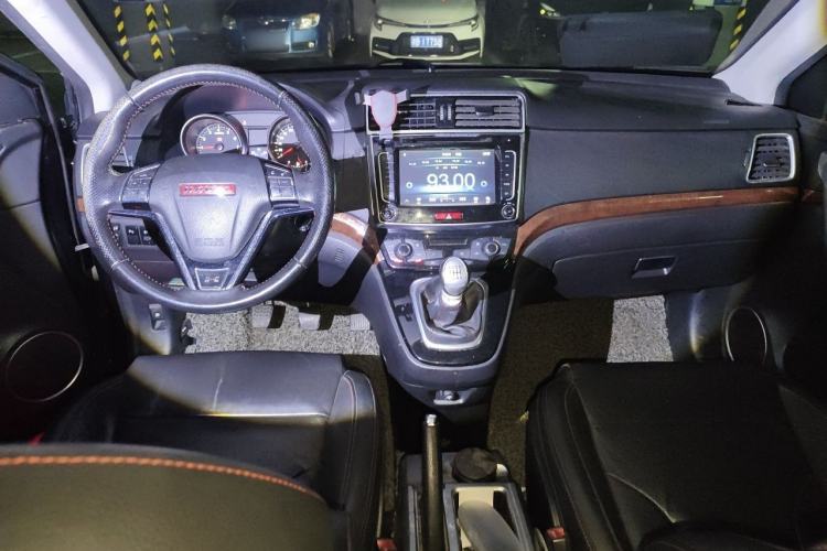 Used Haval H6 2014 Sport Version 1.5T Manual Two-Wheel Drive Elite Edition Center Console
