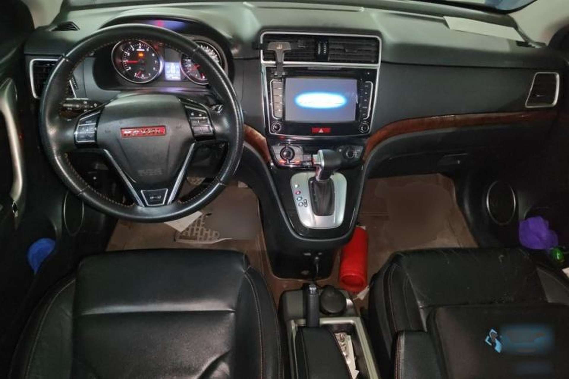 Used Haval H6 2014 Sport Edition 2.4L Automatic Elite Model Center Console