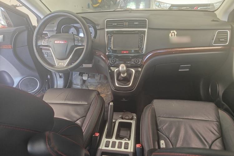 Used Haval H6 2014 Sport Version 1.5T Manual Two-Wheel Drive Elite Edition Center Console